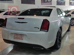 کرایسلەر 300